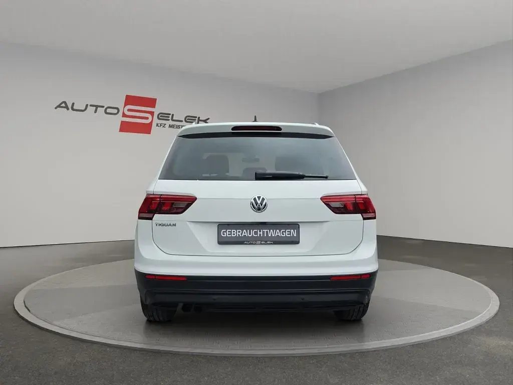 Gebraucht VW Tiguan Comfortline 125 PS (91 kW) 2018 Weiß SUV