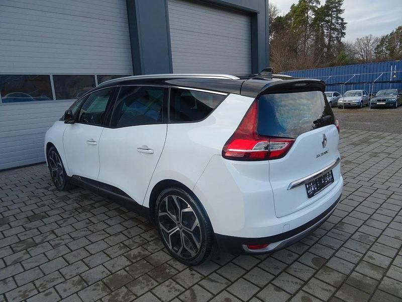 Gebraucht Renault Scénic IV Intens 140 PS (102 kW) 2021 Weiß Van / Kleinbus