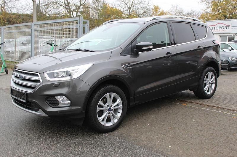 Magnetic Gebraucht 2019 Ford Kuga Titanium SUV | 14.799 € (Fairer Preis) - Bild 1/4