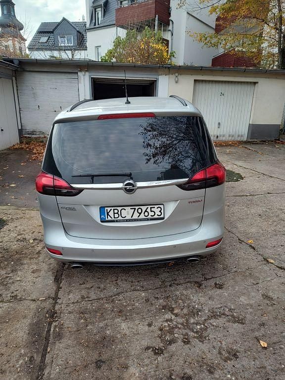 Gebraucht Opel Zafira Edition 200 PS (147 kW) 2016 Silber Van / Kleinbus
