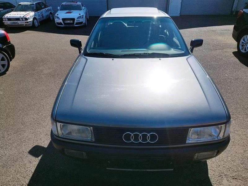 Gebraucht Audi 80 113 PS (83 kW) 1989 Grau Limousine