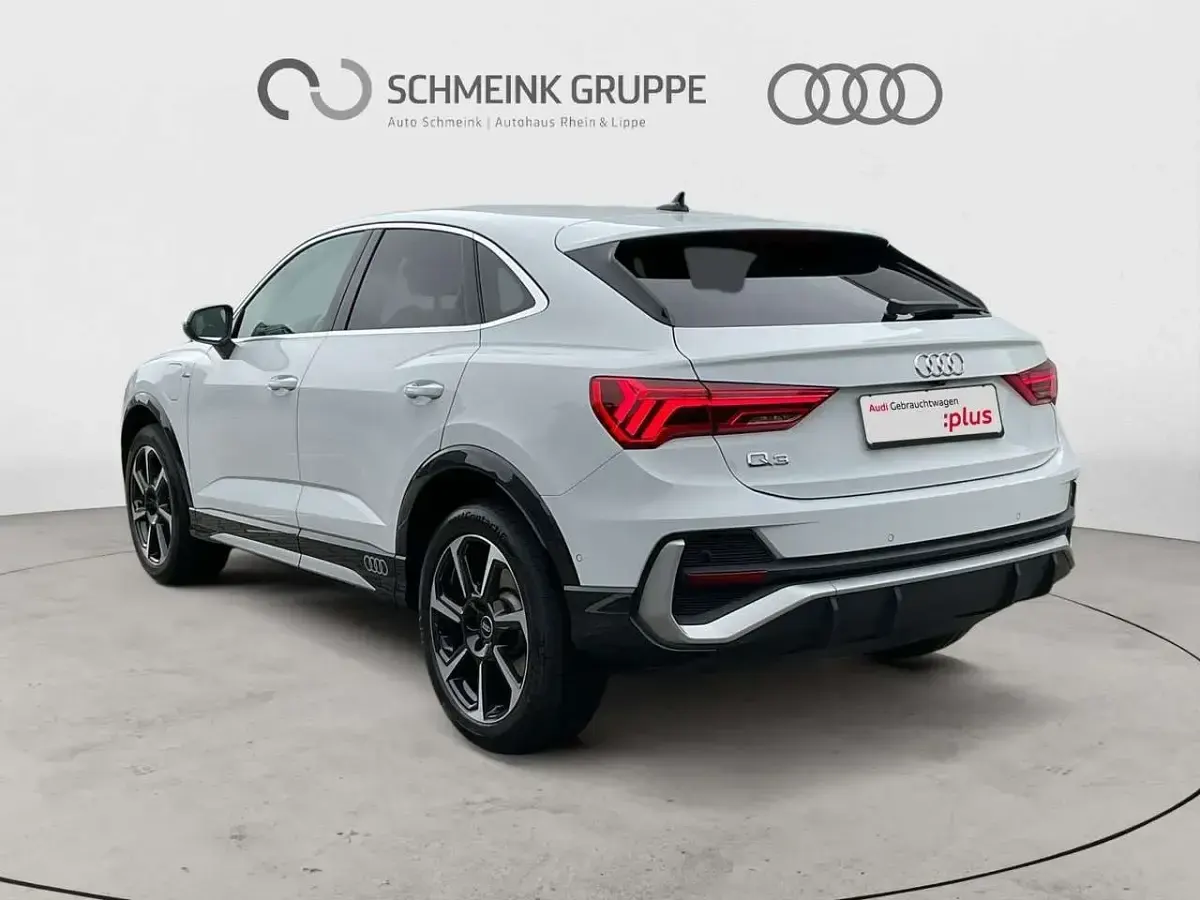 Gebraucht Audi Q3 S-Line 245 PS (180 kW) 2022 Gletscherweiß metallic (metallic) SUV