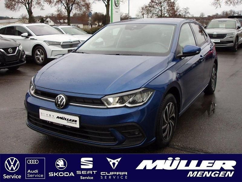 Blau Gebraucht 2022 VW Polo Life Limousine | 13.490 € (Fairer Preis) - Bild 1/4