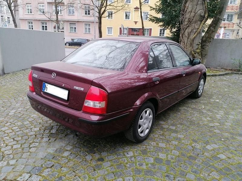 Gebraucht Mazda 323S Exclusive 88 PS (64 kW) 1999 Rot Limousine