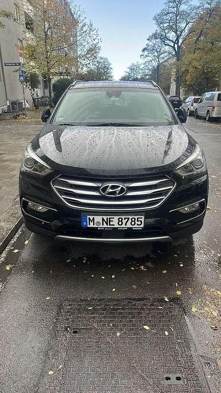 Gebraucht 2017 Hyundai Santa Fe Style SUV | 17.300 € (Fairer Preis) - Bild 1/4