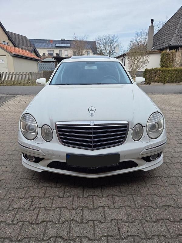 Gebraucht Mercedes E350 Avantgarde 272 PS (200 kW) 2007 Weiß Limousine