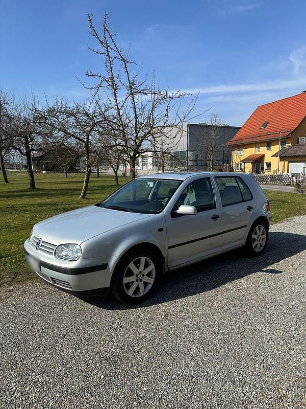 Gebraucht VW Golf III 75 PS (55 kW) 1999 Silber Limousine