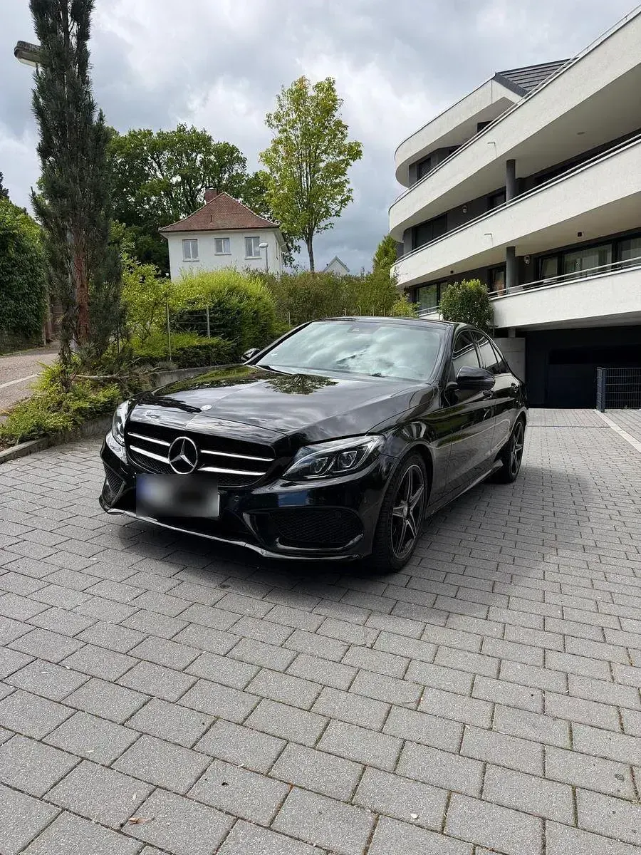 Gebraucht Mercedes C250 AMG line 211 PS (155 kW) 2017 Schwarz Limousine