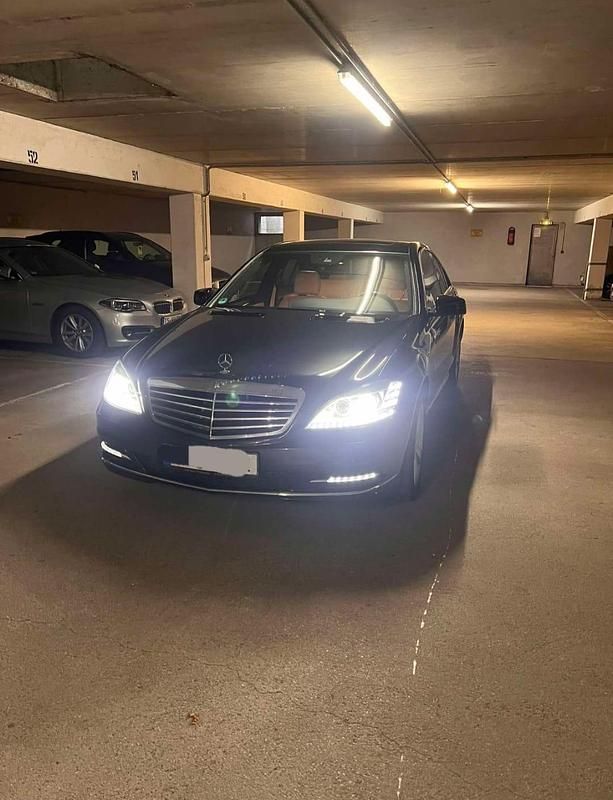 Gebraucht Mercedes S350 258 PS (189 kW) 2011 Schwarz Limousine