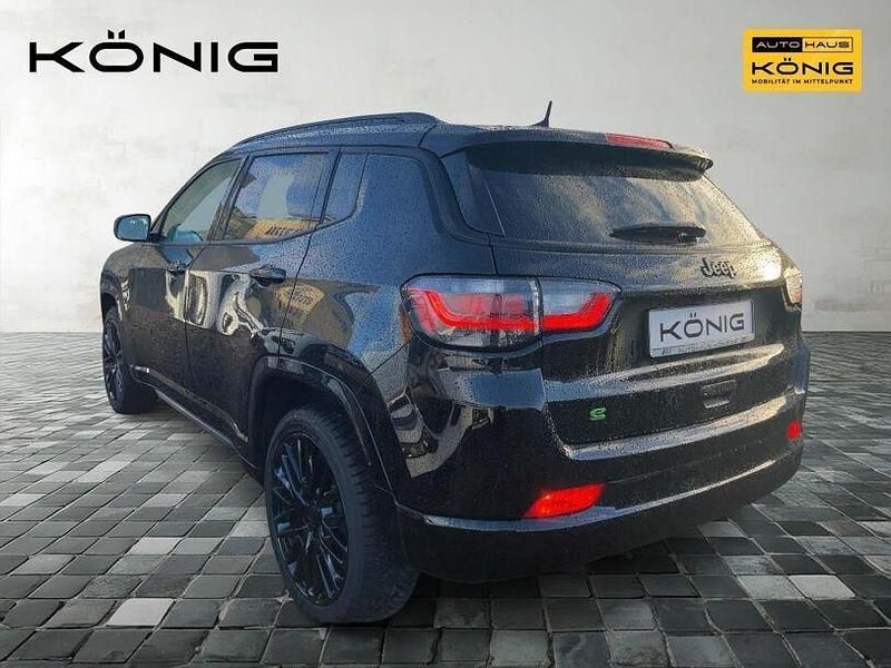 Gebraucht Jeep Compass Altitude 131 PS (96 kW) 2023 Schwarz SUV