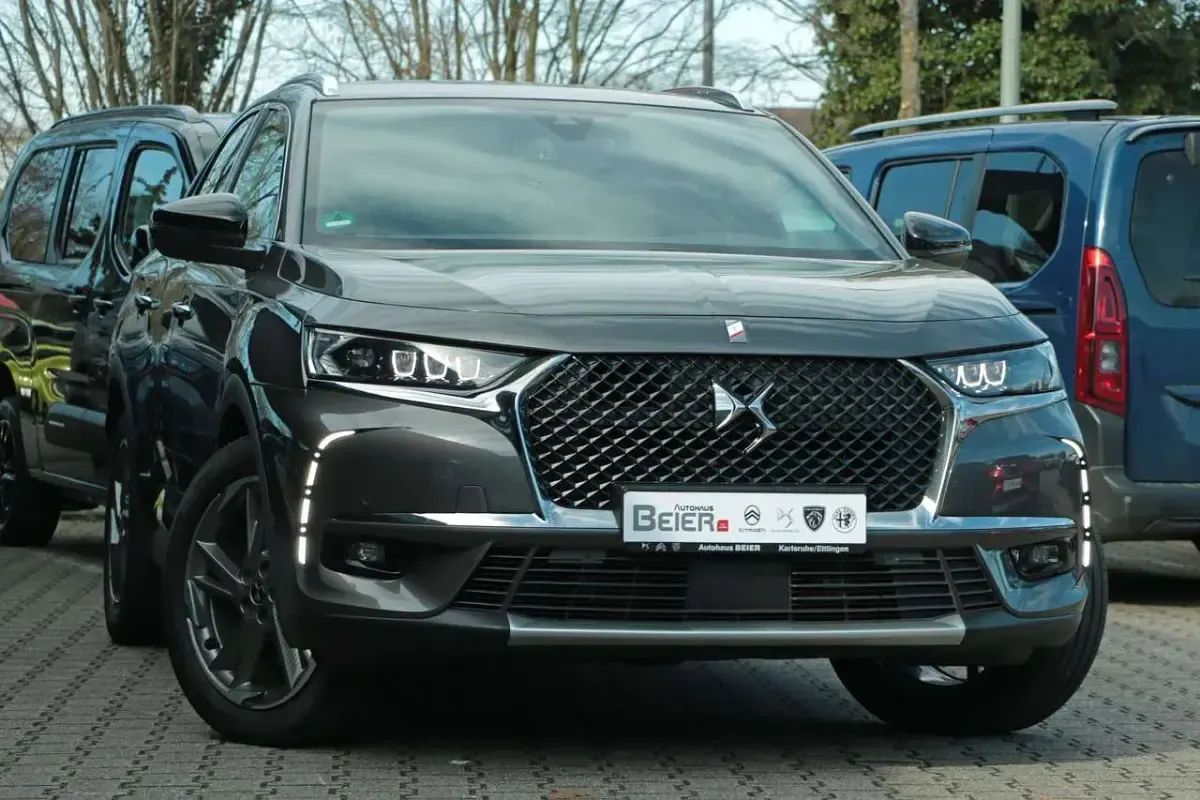 Gebraucht DS Automobiles DS7 Crossback Rivoli Plus 224 PS (164 kW) 2022 Grau SUV