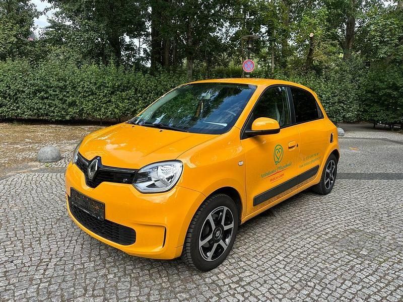 Gelb Gebraucht 2019 Renault Twingo LIMITED Kleinwagen | 5.800 € (Superpreis) - Bild 1/4