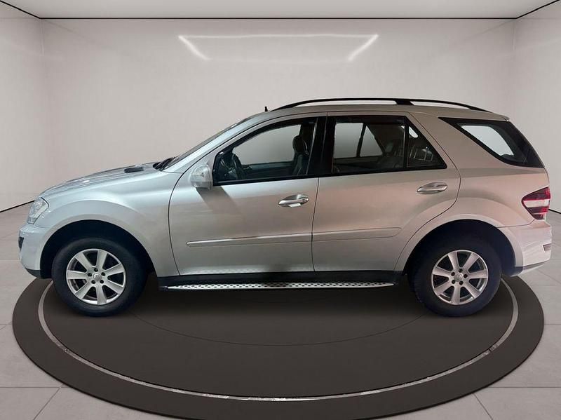 Gebraucht Mercedes ML280 190 PS (139 kW) 2008 Silber SUV