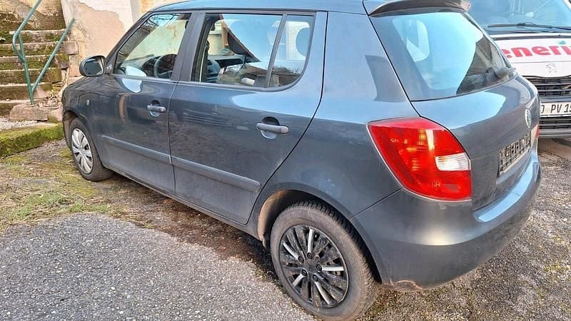 Gebraucht Skoda Fabia 79 PS (58 kW) 2007 Silber Kleinwagen