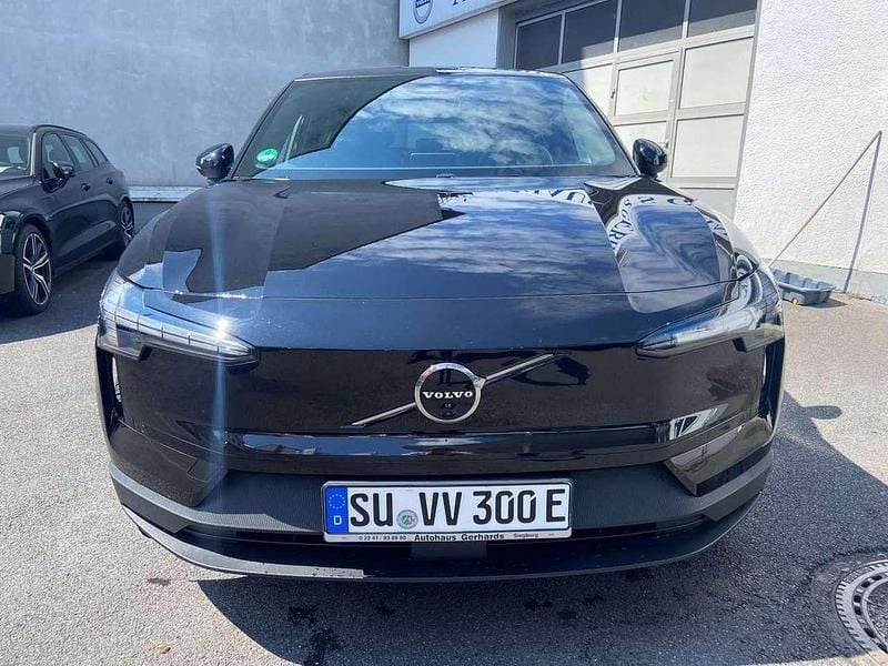 Gebraucht Volvo EX30 Ultra 200 kW (272 PS) 2023 Onyx black SUV