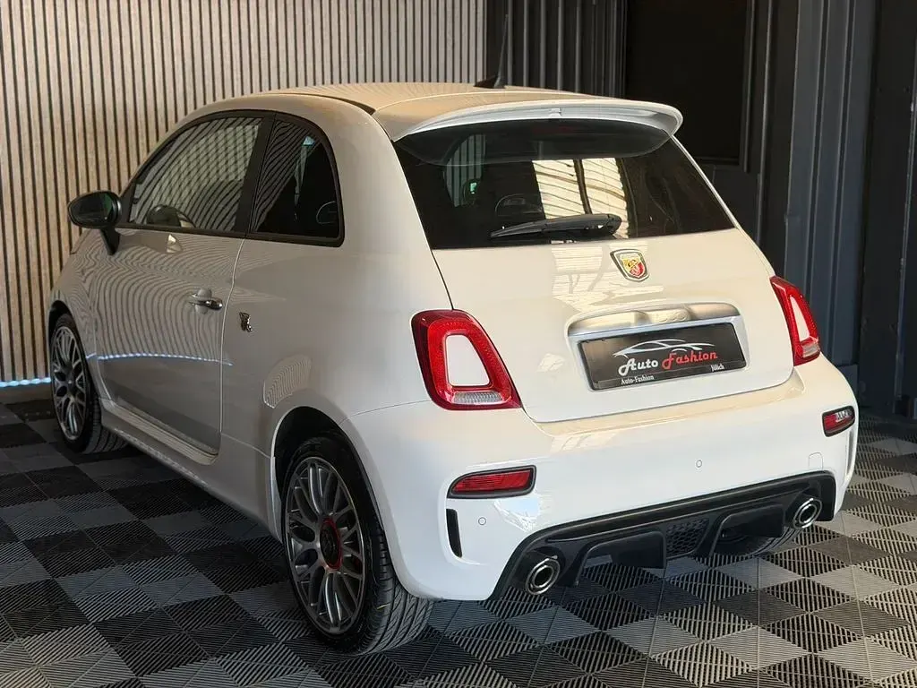 Second-hand Abarth 595 145 CP (106 kW) 2022 Alb Hatchback