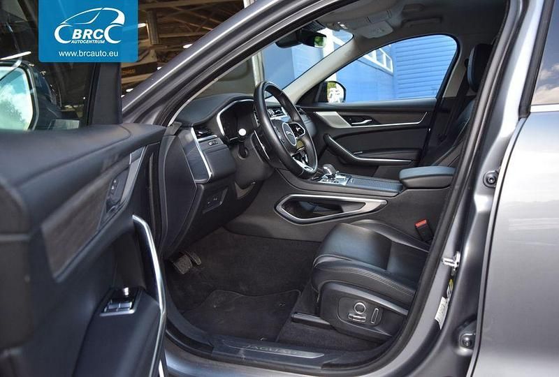 Gebraucht Jaguar F-Pace 204 PS (150 kW) 2021 Grau SUV