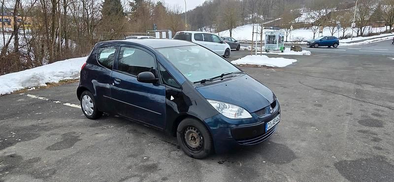 Gebraucht Mitsubishi Colt 95 PS (69 kW) 2007 Blau Kleinwagen