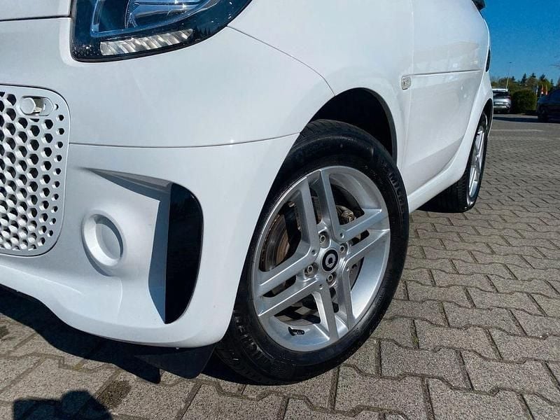 Gebraucht Smart ForTwo Electric Drive 60 kW (82 PS) 2022 Weiß Coupé