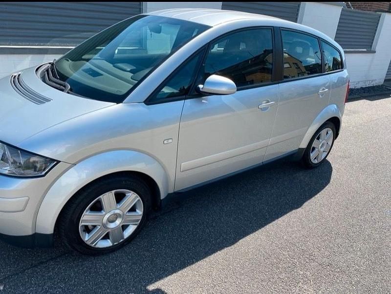 Gebraucht Audi A2 75 PS (55 kW) 2001 Silber Kleinwagen