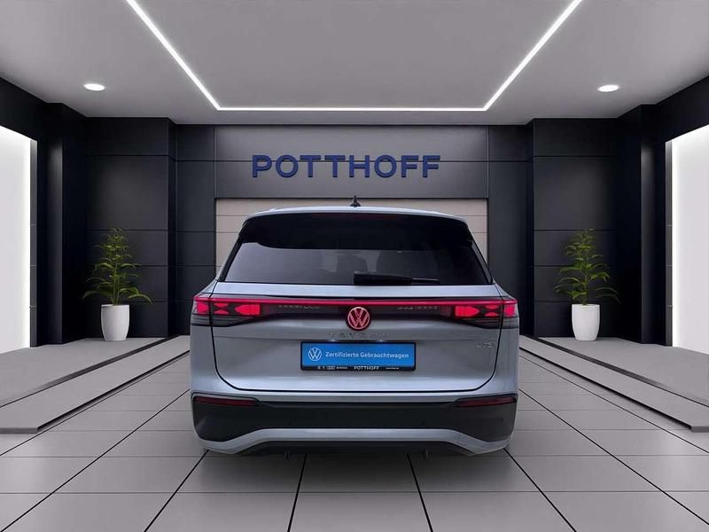 Gebraucht VW Tayron Life 150 PS (110 kW) 2025 Silber SUV
