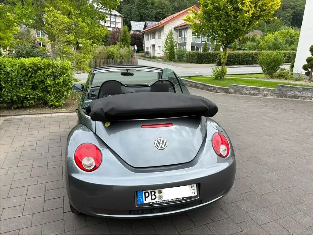 Gebraucht VW New Beetle 102 PS (75 kW) 2007 Grau Kleinwagen