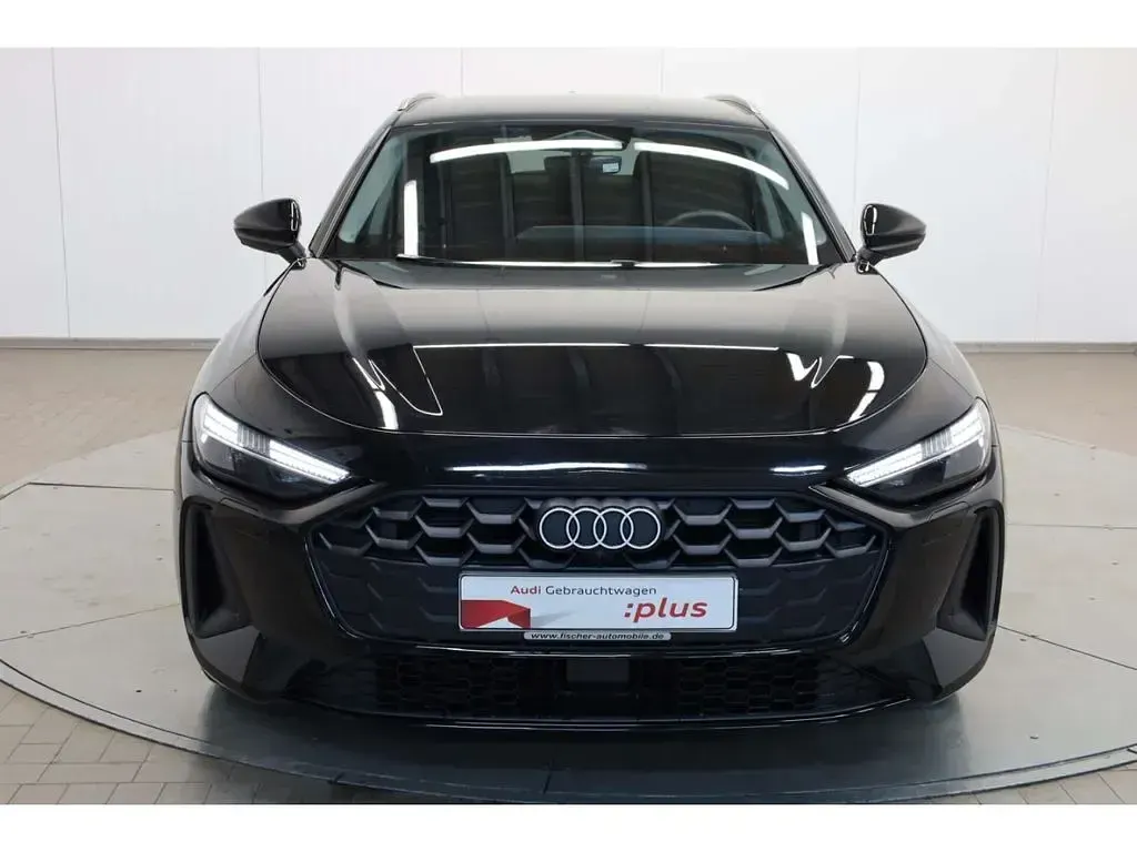 Gebraucht Audi A5 Sport 204 PS (150 kW) 2025 Schwarz Kombi