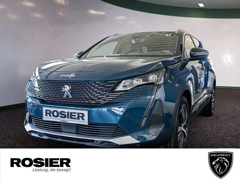 Blau / celebes blau Gebraucht 2023 Peugeot 5008 GT Van / Kleinbus | 32.990 € (Etwas zu teuer) - Bild 1/4