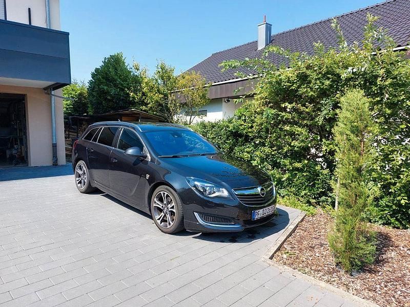 Schwarz Gebraucht 2015 Opel Insignia Sport Kombi | 9.500 € (Fairer Preis) - Bild 1/4