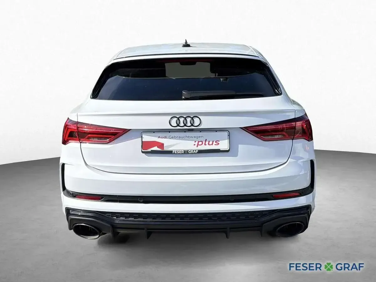 Gebraucht Audi RS Q3 Sportback Sport 400 PS (294 kW) 2023 Gletscherweiß metallic SUV