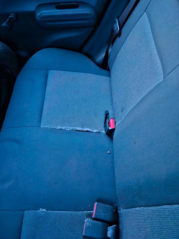 Gebraucht Opel Agila 65 PS (47 kW) 2009 Silber Kleinwagen