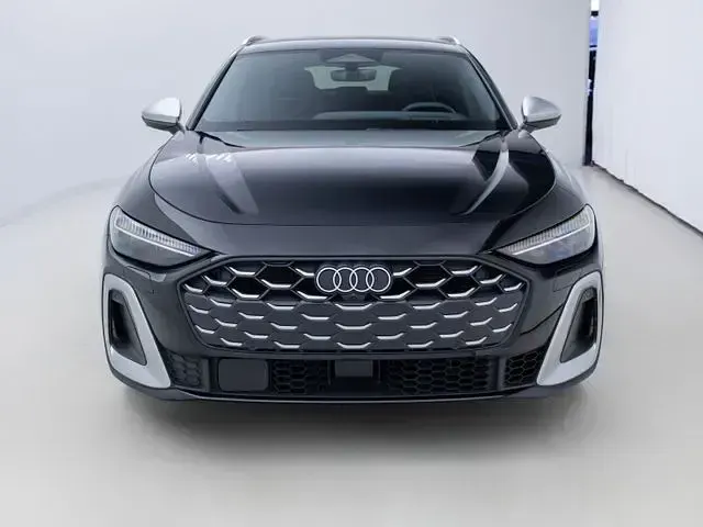 Gebraucht Audi S5 Sport 367 PS (269 kW) 2025 Schwarz Kombi
