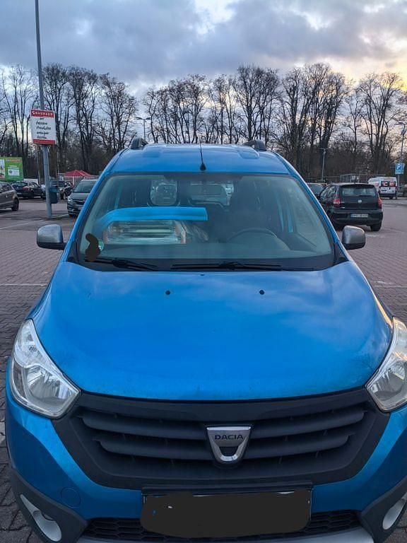 Blau Gebraucht 2015 Dacia Dokker Stepway Van / Kleinbus | 3.500 € (Superpreis) - Bild 1/3