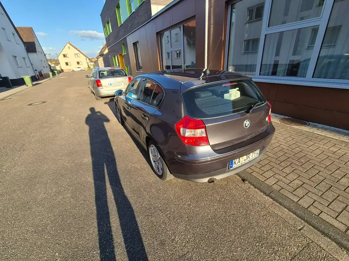 Gebraucht BMW 118 129 PS (94 kW) 2005 Grau Kleinwagen