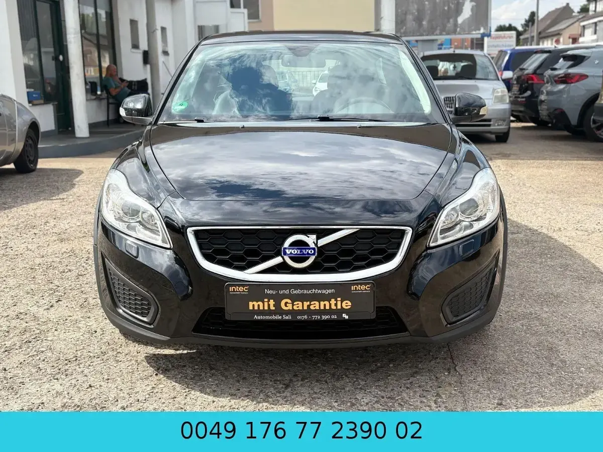 Gebraucht Volvo C30 Drive Kinetic 114 PS (83 kW) 2011 Schwarz Kleinwagen