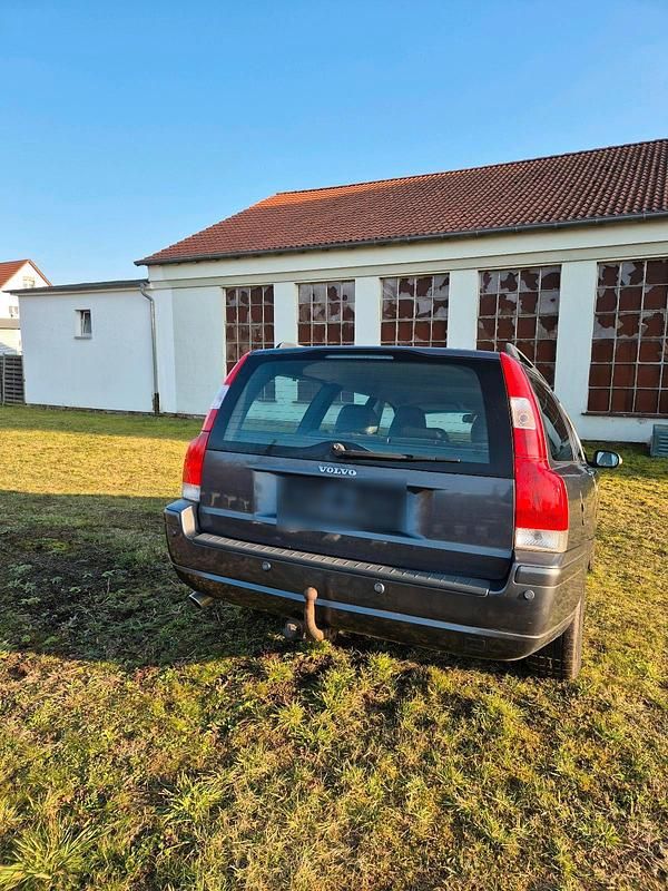Gebraucht Volvo V70 185 PS (136 kW) 2006 Grau Kombi