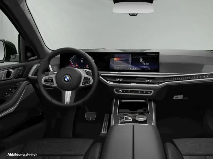Gebraucht BMW X7 M Sport 352 PS (258 kW) 2025 Saphirschwarz metallic SUV