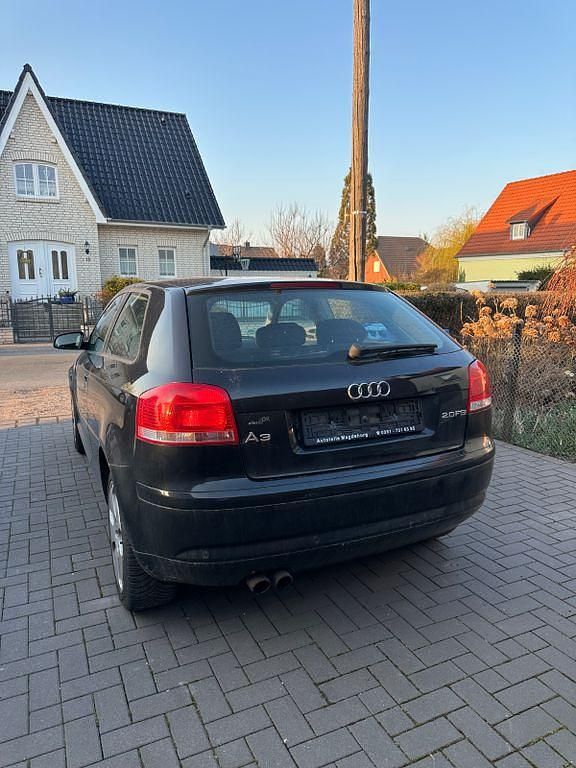 Gebraucht Audi A3 Attraction 150 PS (110 kW) 2003 Schwarz Kleinwagen