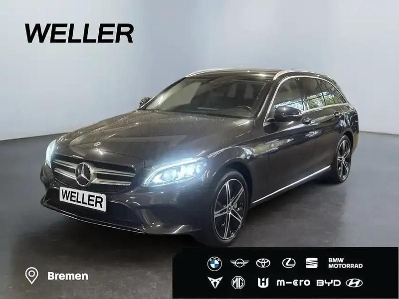 Grau Gebraucht 2020 Mercedes C300e Avantgarde Kombi | 27.880 € (Fairer Preis) - Bild 1/3