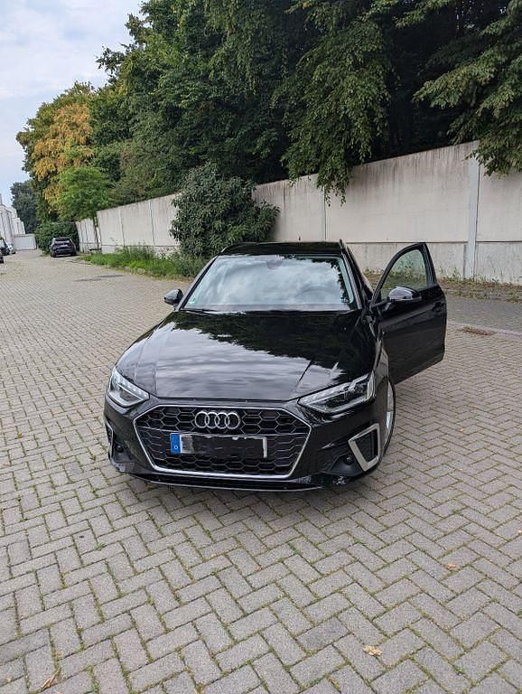 Schwarz Gebraucht 2020 Audi A4 S-Line Kombi | 22.999 € (Superpreis) - Bild 1/4