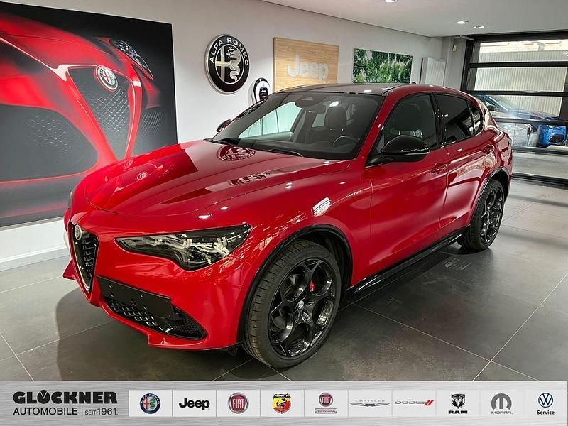 Rot Gebraucht 2024 Alfa Romeo Stelvio Veloce SUV | 45.990 € (Teuer) - Bild 1/4