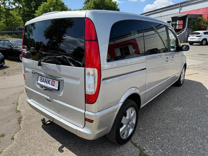 Gebraucht Mercedes Viano 150 PS (110 kW) 2005 Silber Van / Kleinbus