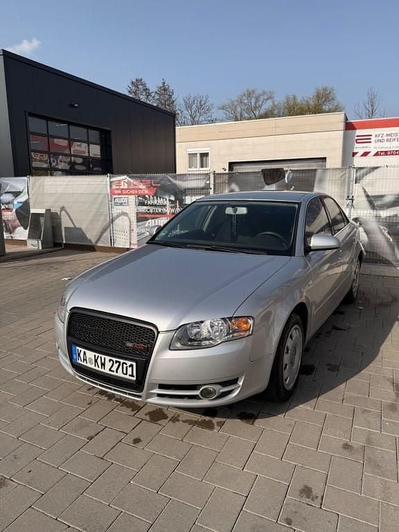 Gebraucht Audi A4 140 PS (102 kW) 2005 Silber Limousine