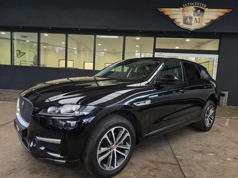 Schwarz Gebraucht 2018 Jaguar F-Pace R-Sport SUV | 22.950 € (Teuer) - Bild 1/4