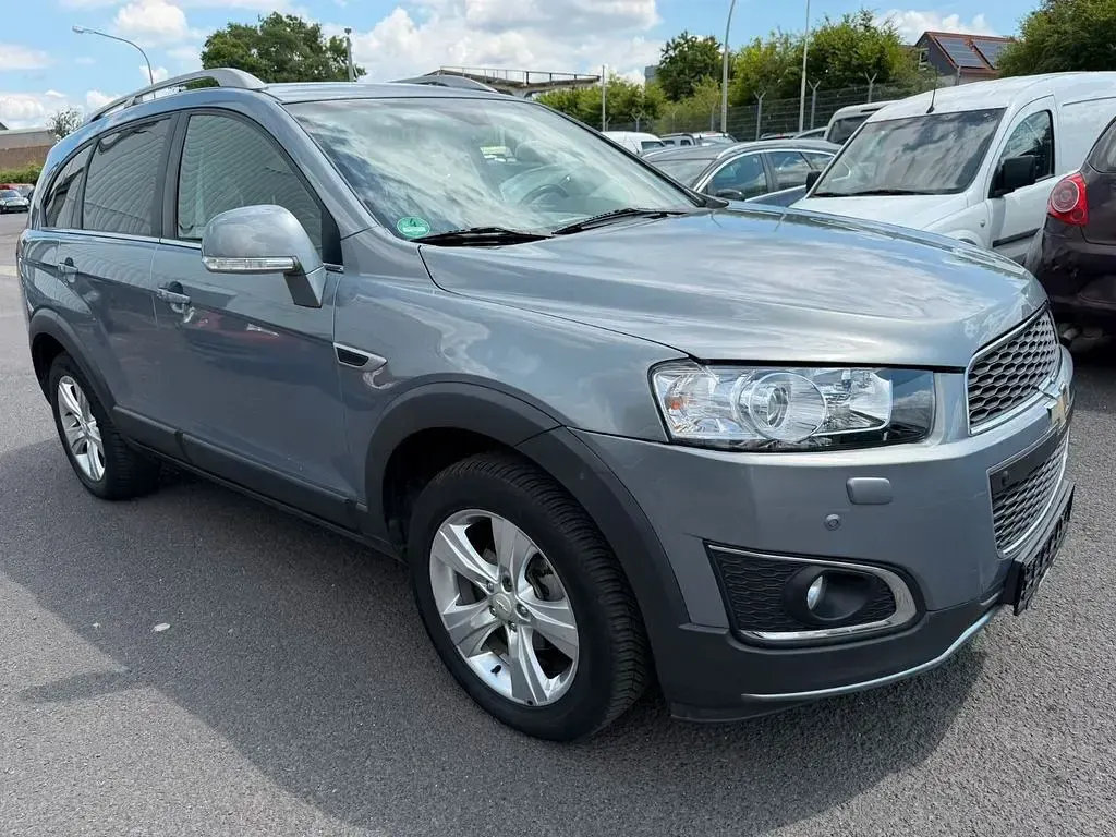 Gebraucht Chevrolet Captiva LT 184 PS (135 kW) 2013 Grau SUV