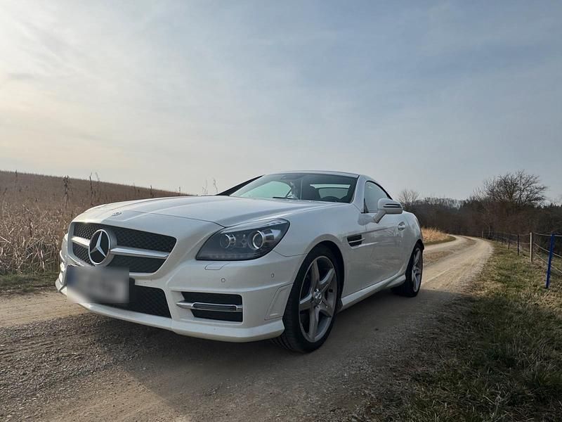 Gebraucht Mercedes SLK200 184 PS (135 kW) 2014 Weiß Cabrio