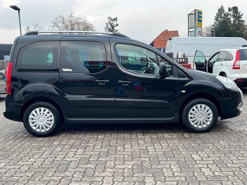 Gebraucht Citroën Berlingo XTR 114 PS (83 kW) 2012 Schwarz Van / Kleinbus