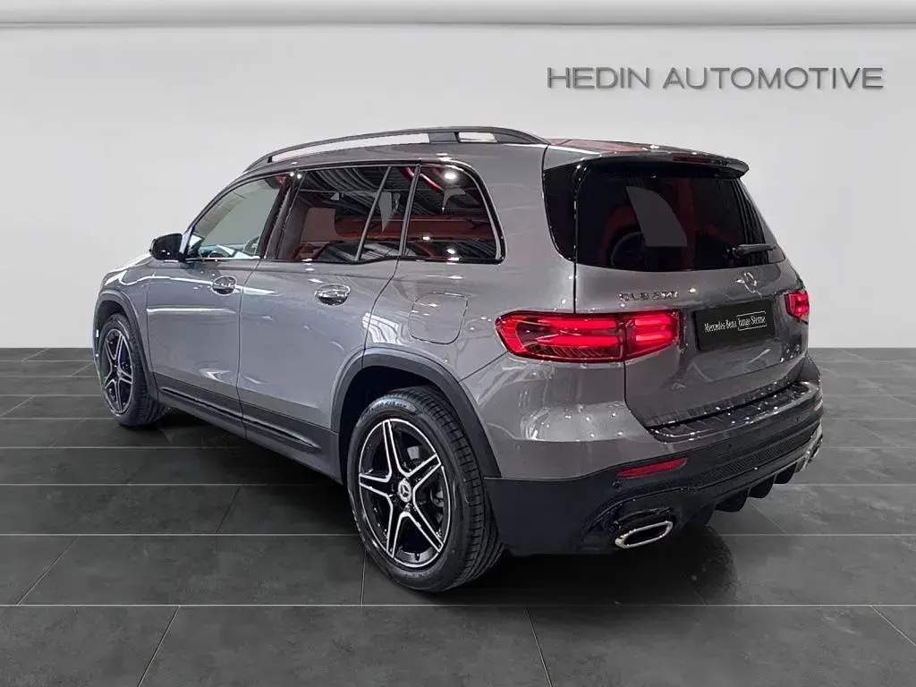 Gebraucht Mercedes GLB200 AMG 163 PS (119 kW) 2024 Grau SUV