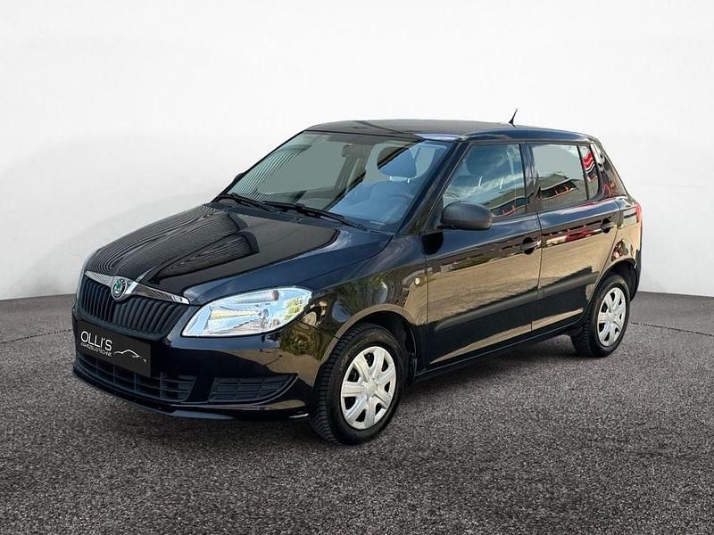 Schwarz Gebraucht 2011 Skoda Fabia Classic Limousine | 4.600 € (Fairer Preis) - Bild 1/4