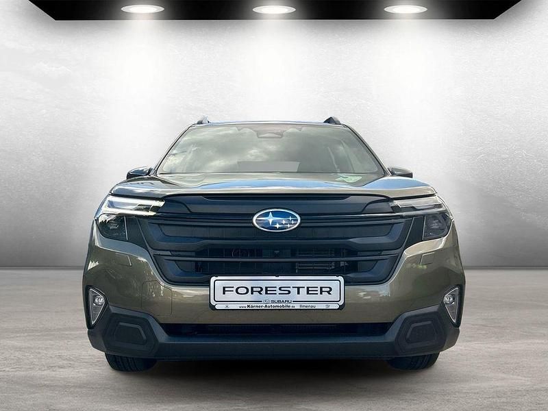 Neu Subaru Forester Active 136 PS (100 kW) 2026 Grün SUV